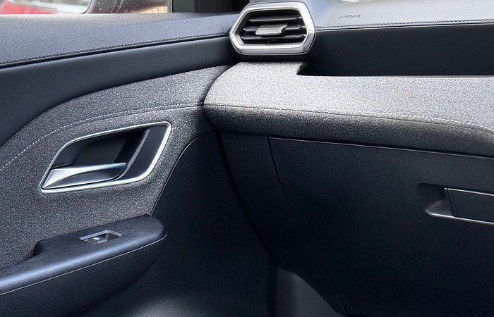 MG ZS Hybrid+ Review - 003