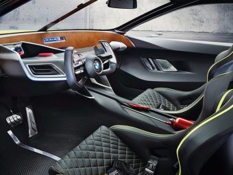 bmw-bragging-rights-classic-interior