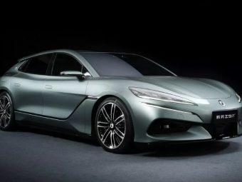 BYD Denza Z9GT - Studio Stance