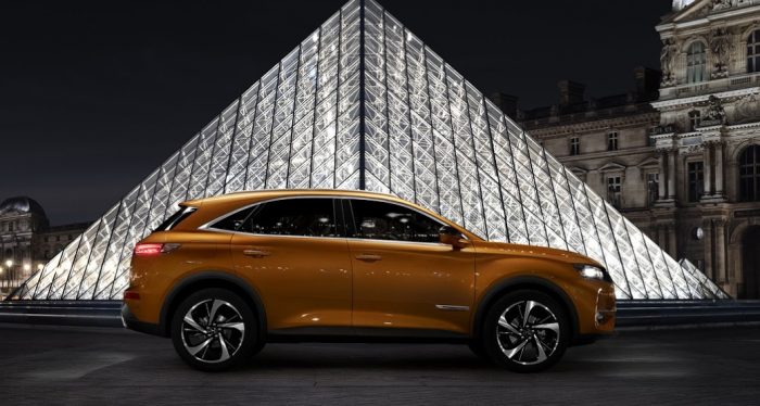 Citroen-DS7-Crossback-Museum