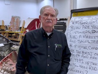 Sandy Munro defends Lord Elon Musk