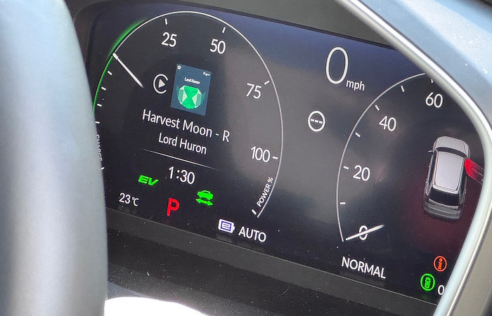 Review - 2025 Honda CRV PHEV - Digital Drivers Display