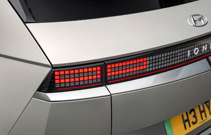 Hyundai Ioniq 5 - Rear Headlights
