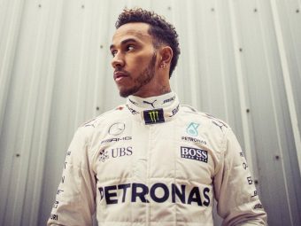 Lewis-Hamilton-Says-Dailycarblog-Is-Great