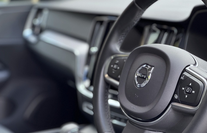 Long term Review - Volvo V60 Core Edition - steering wheel