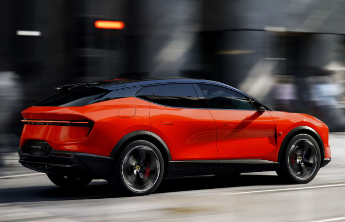 Lotus Electre X Hybrid - Stance