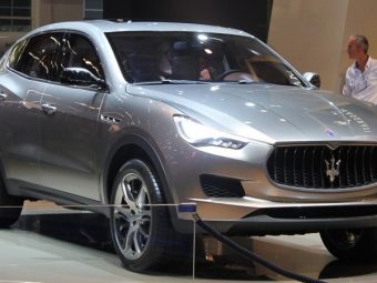 Maserati-Levante-2015