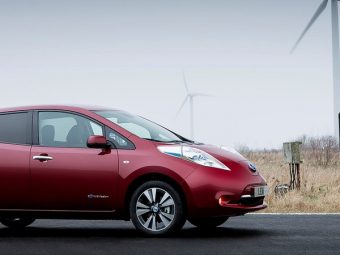 Nissan-Leaf-2014