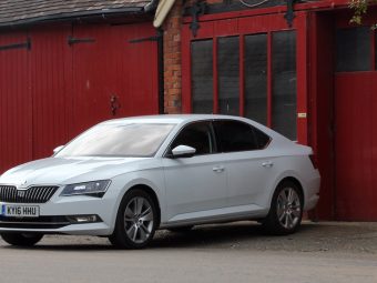skoda-superb-se-executive-m