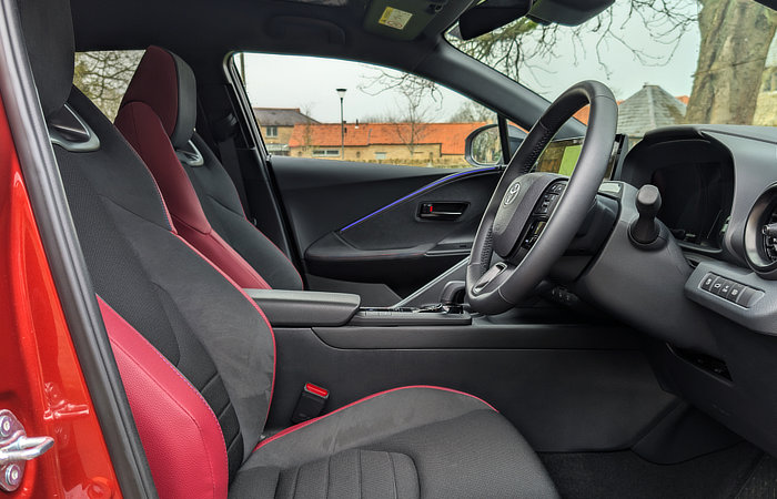 Review - Toyota CH-R - 013