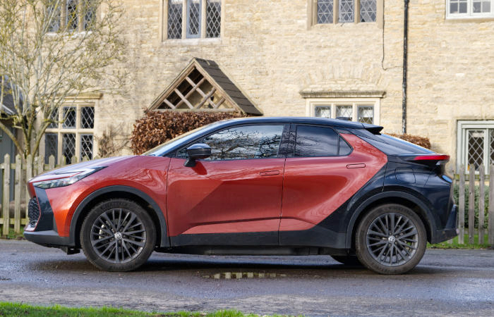 Review - Toyota CH-R - CC