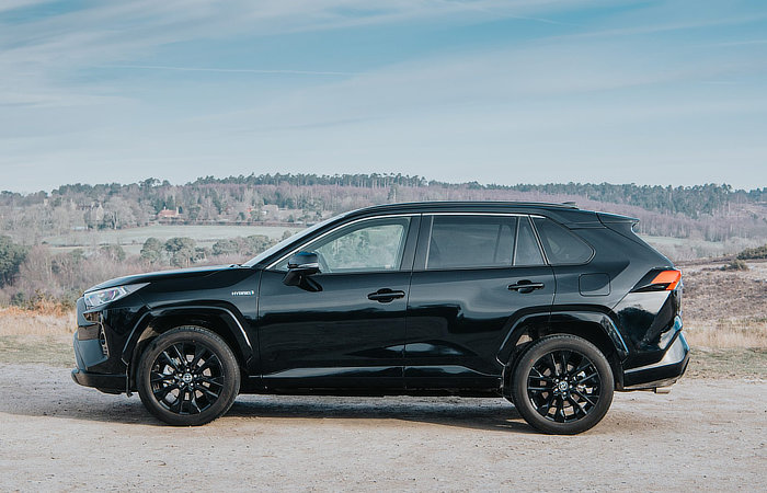 Toyota RAV4 Reveiw 2022 - Daily Car Blog - 001