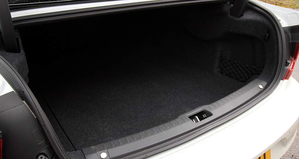 Volvo-S90-2017-Review-Dailycarblog-L