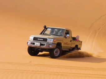 Toyota Land Cruiser J70 vs WHistlinDiesel