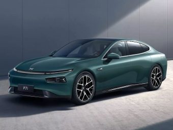 Xpeng P7i Facelift - Stance