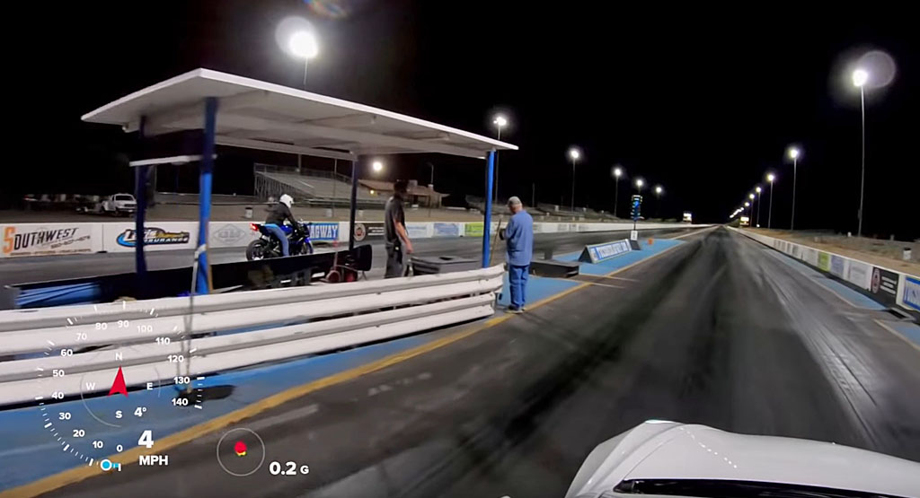 Yamaha R6 vs Tesla, dailycarblog